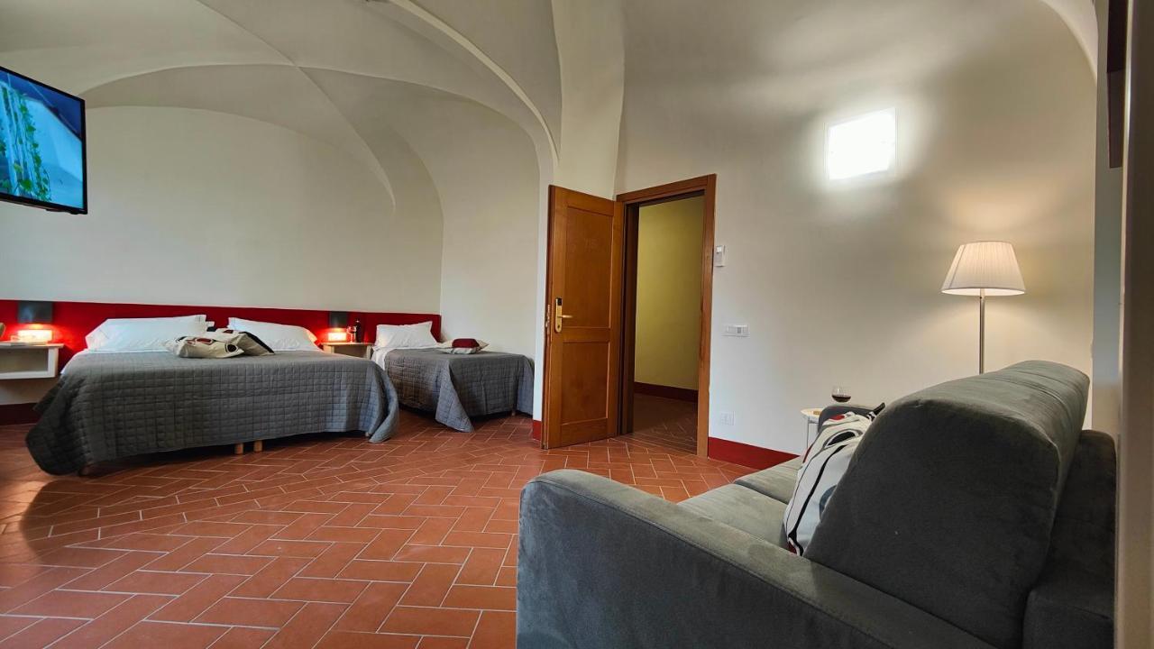 Chiostro Delle Monache Hostel Volterra Exterior foto