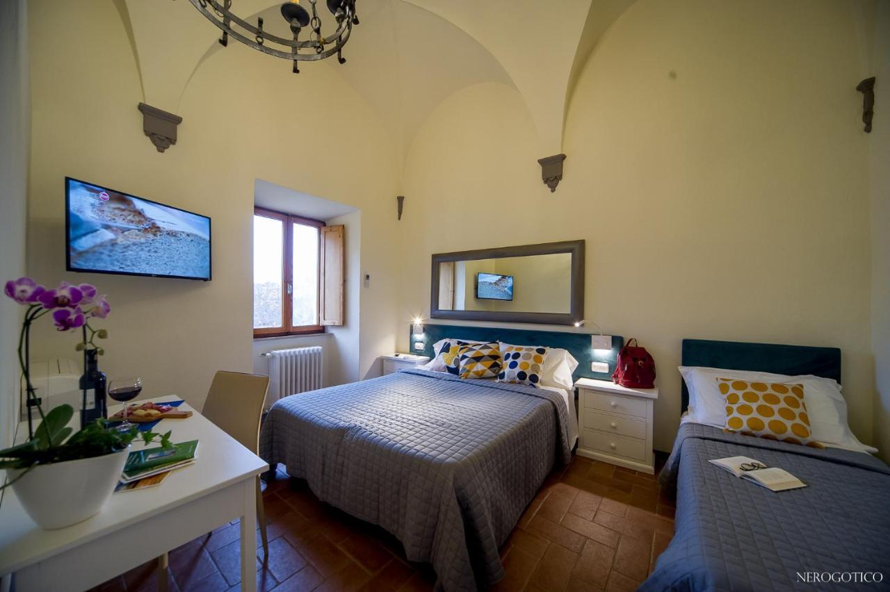 Chiostro Delle Monache Hostel Volterra Exterior foto