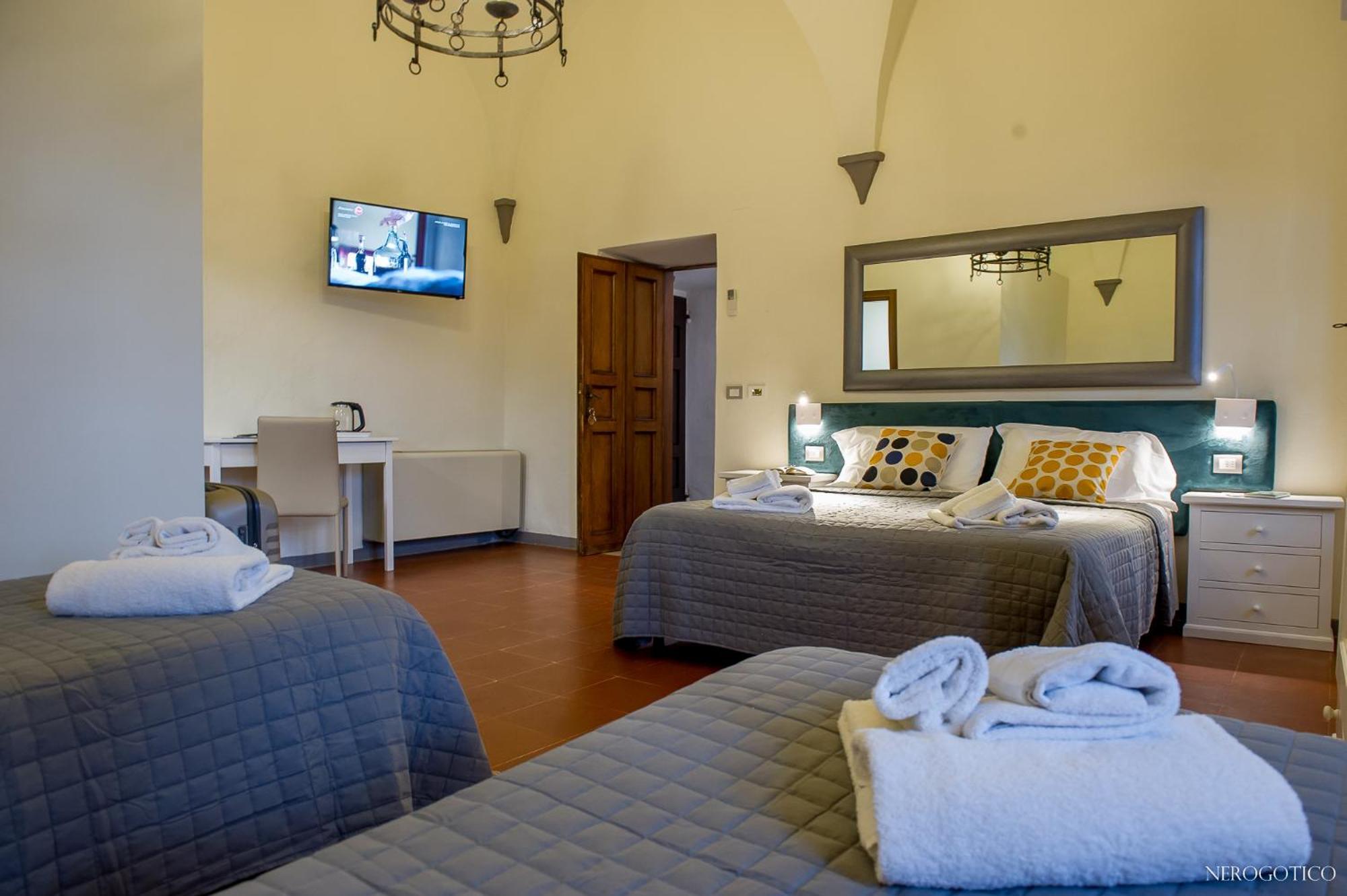 Chiostro Delle Monache Hostel Volterra Exterior foto