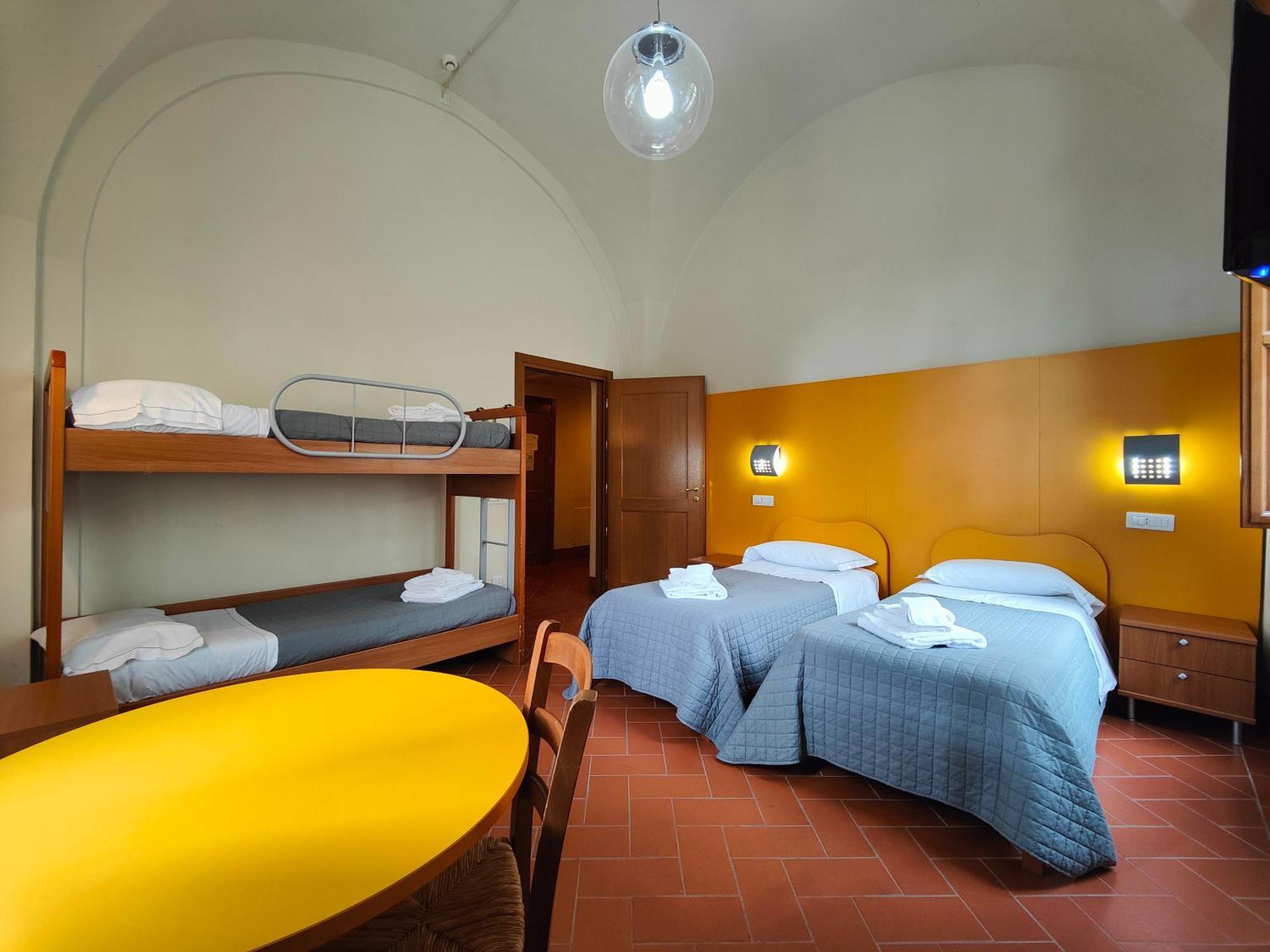 Chiostro Delle Monache Hostel Volterra Exterior foto